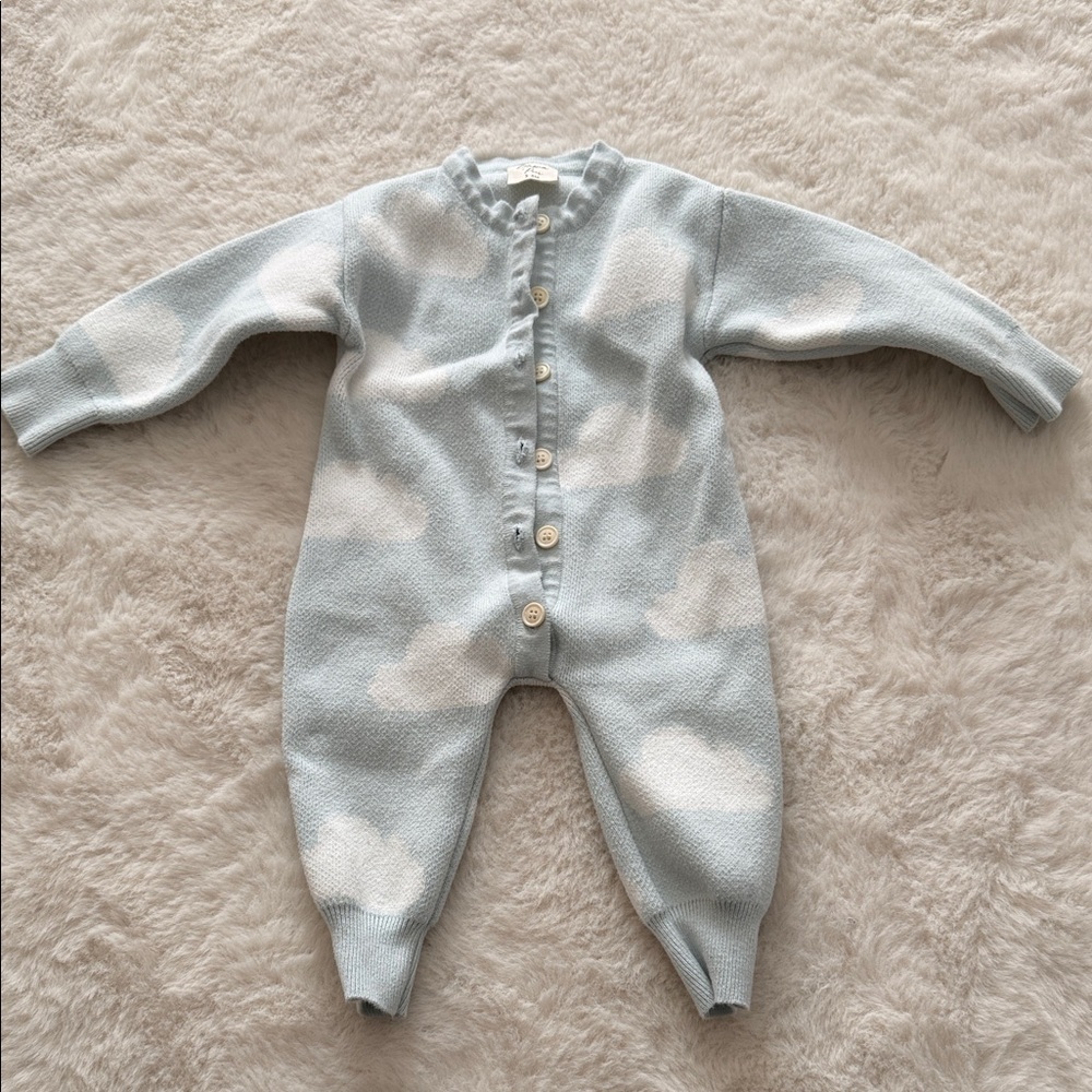 Cozy Cloud Patterned Kids Footie